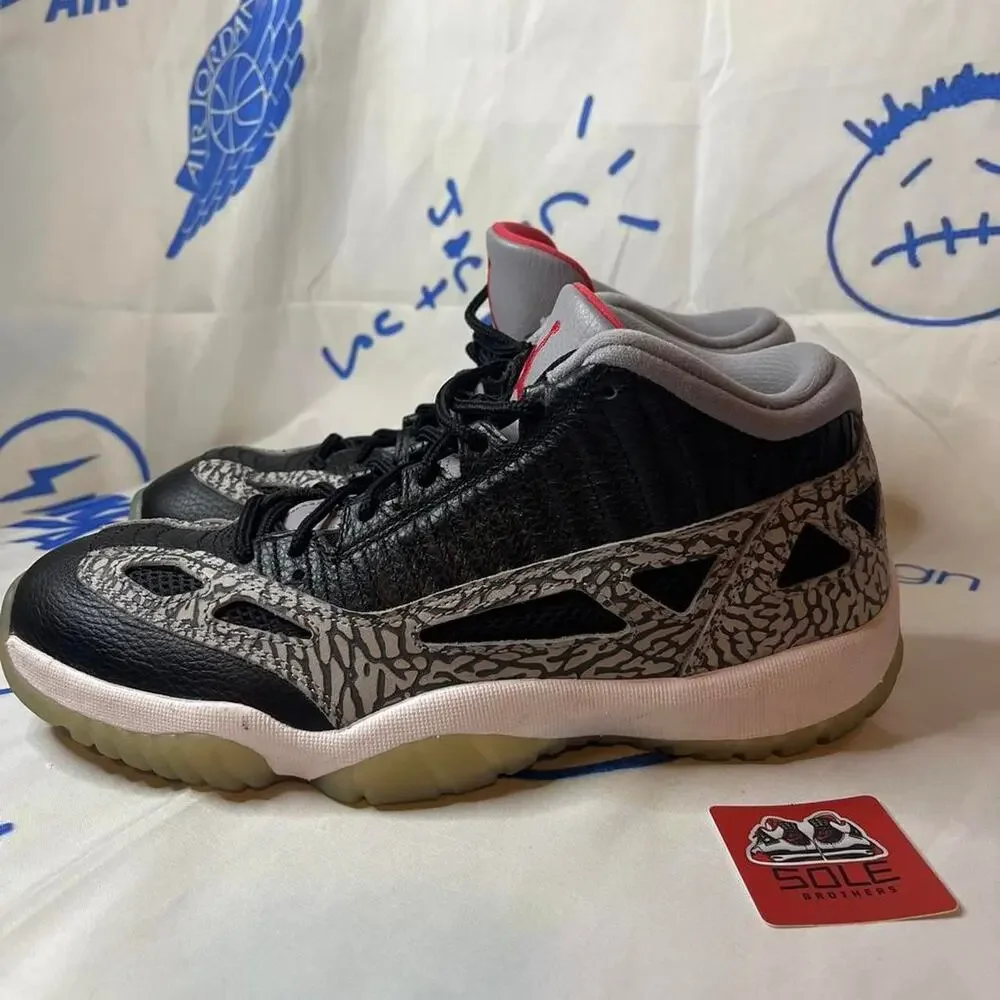 Jordan 11 Retro Low 